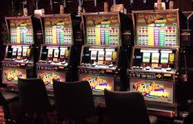 Kamu bisa mendownload aplikasi judi slot online di smartphone
